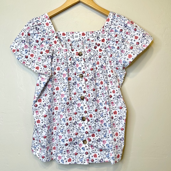 GAP | Crisp Ditsy FLORAL Square Neckline Short Flare Sleeves Button Placket Top - Picture 4 of 14